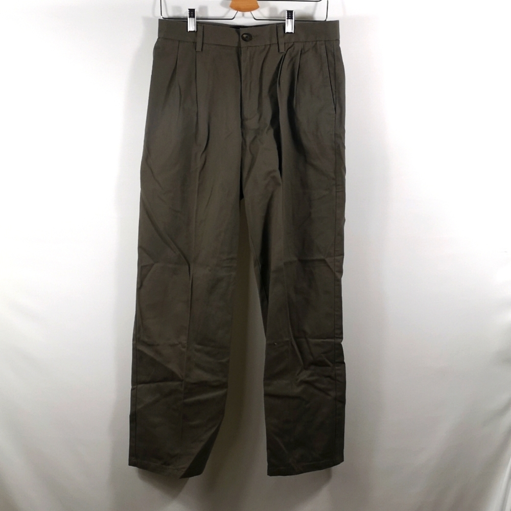 NWOT Men's Business Casual Pants by Amazon Essentials, 30x30" Dark Taupe, Pleats